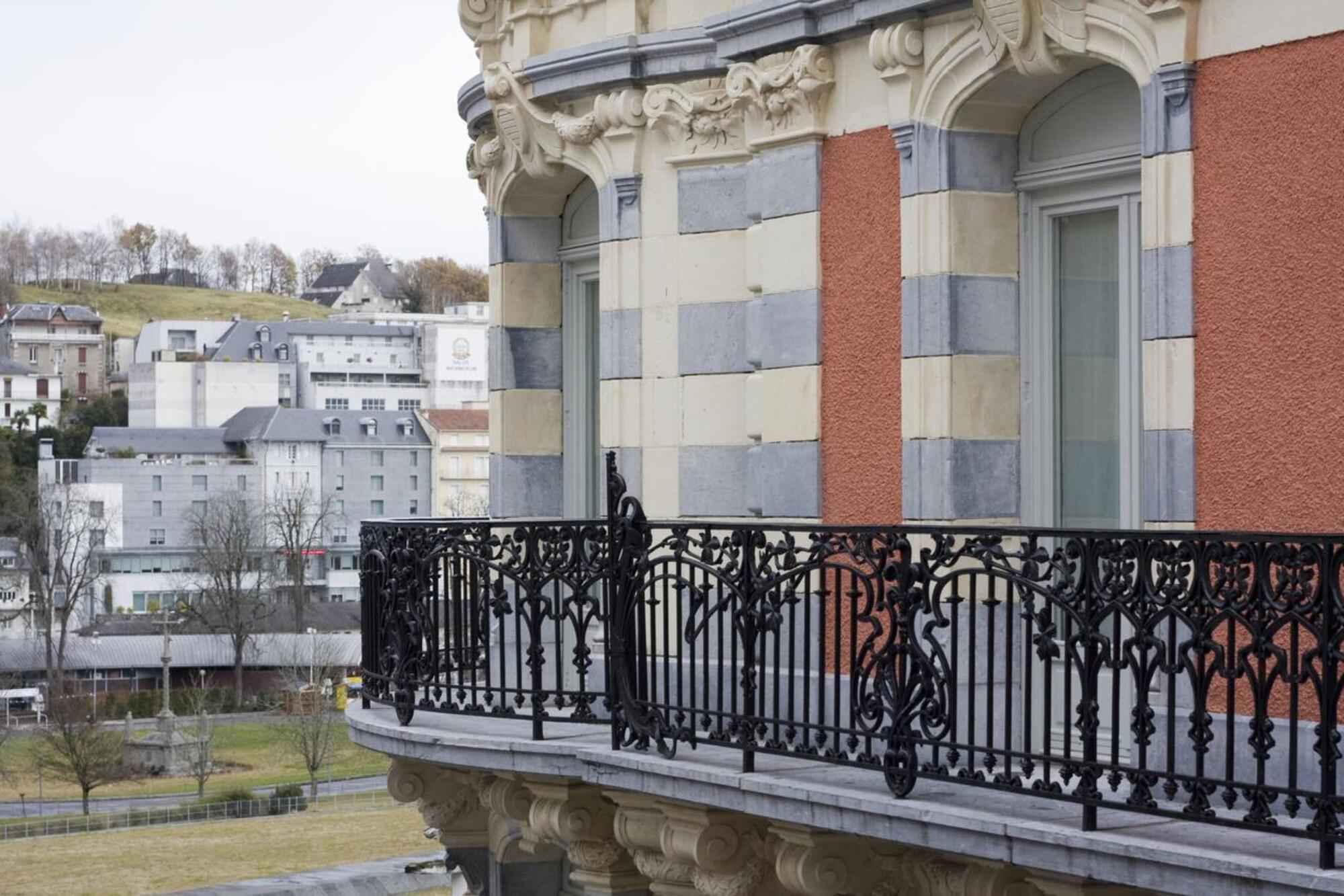 Grand Moderne 4* Lourdes