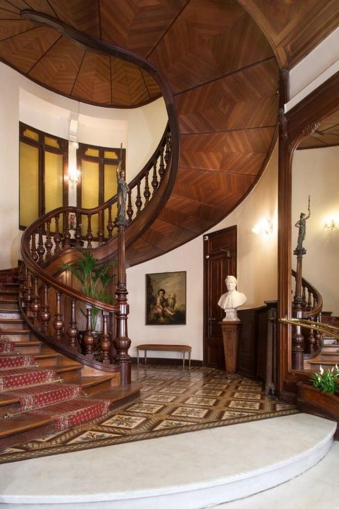 Grand Moderne