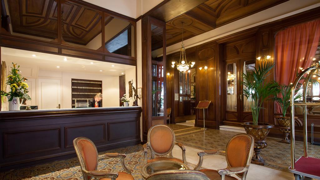 Grand Moderne Hotel 4*