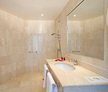Hotel Grand Moderne Lourdes